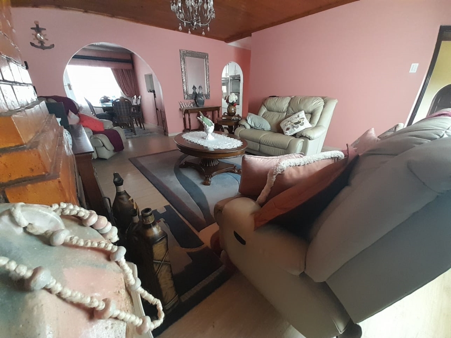 3 Bedroom Property for Sale in Mdantsane Nu 17 Eastern Cape